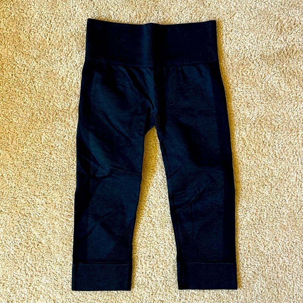 Lululemon legging - Picture 1 of 4